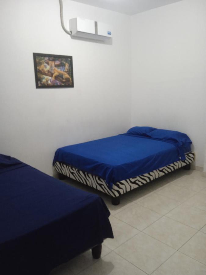 Hostal Playa Imperial Манта Экстерьер фото
