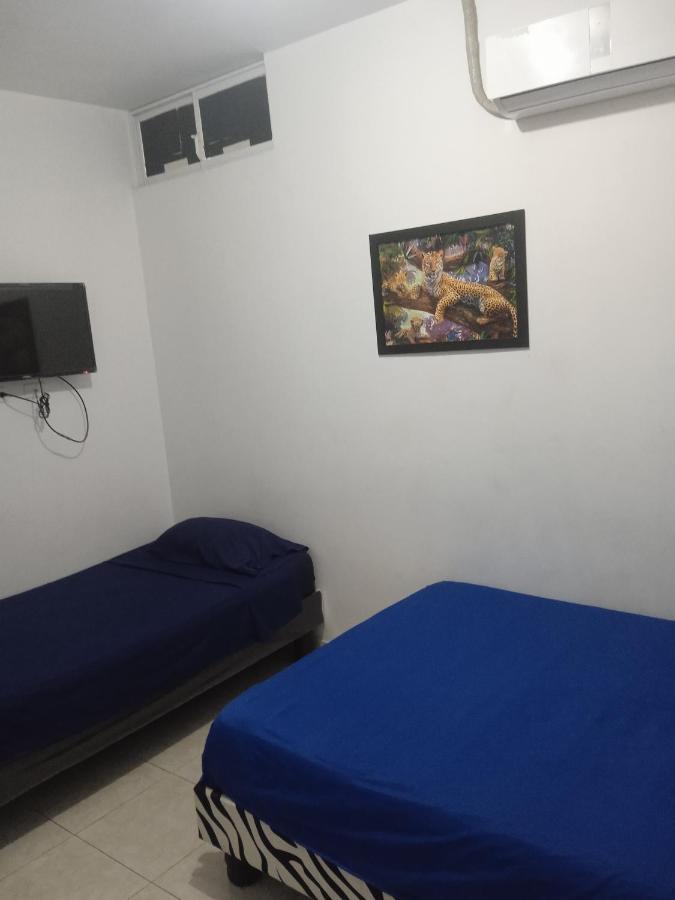 Hostal Playa Imperial Манта Экстерьер фото